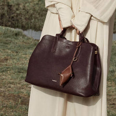 2026 Fall Handbag Color Guide: Best Shades & Styling Tips