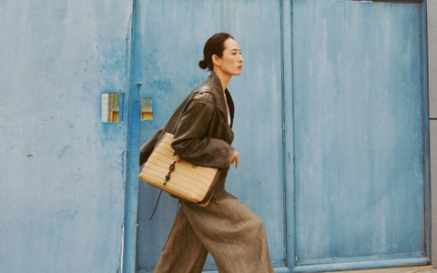 What Color Bag Goes With Everything? The Most Versatile Handbag Colors Explained