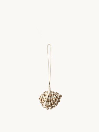 Dreaming Clam Charm Songmont Ripple White 