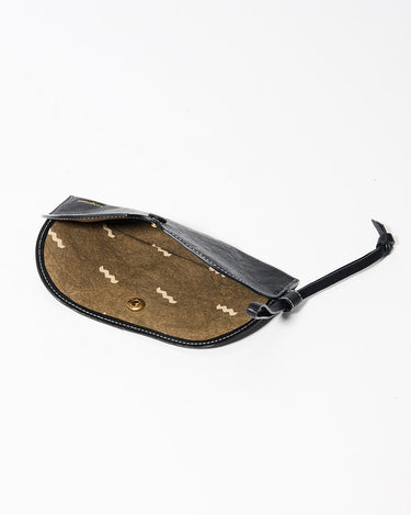 Yore Glasses Case in vegetable-tanned leather with patterned interior and stainless steel snap